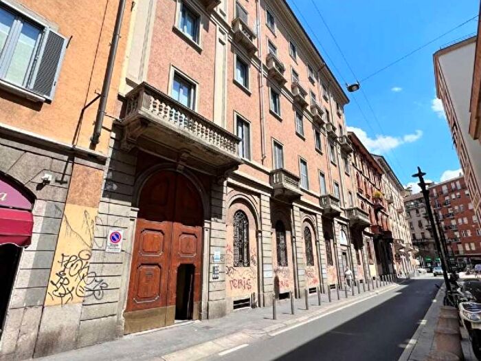 Appartamento trilocale in affitto in via CONCHETTA, Ascanio Sforza, Milano
