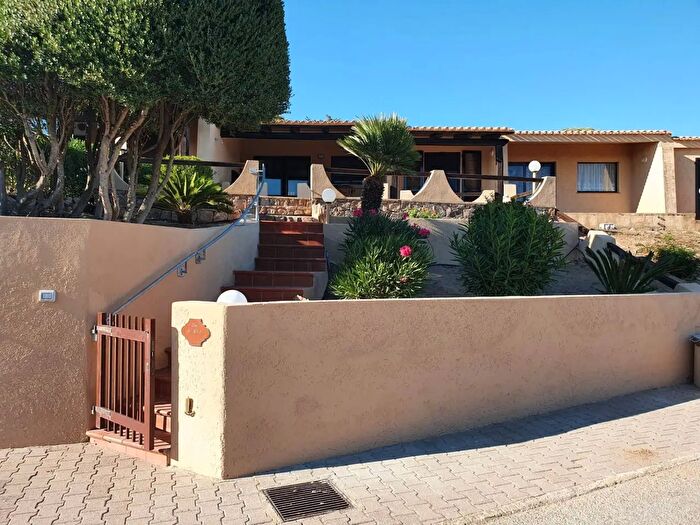 Casa quadrilocale in vendita in Via LI Cossi H a, Trinità dAgultu e Vignola