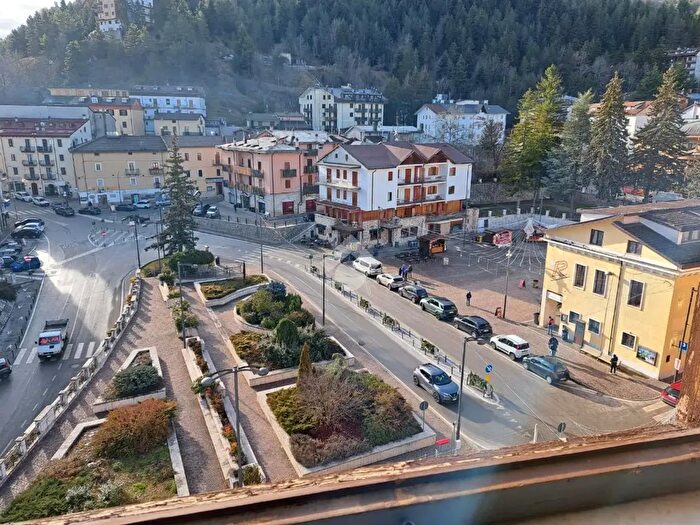 Appartamento trilocale in vendita in Via Prato, Roccaraso