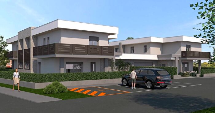 Case in Vendita e in Affitto - 3