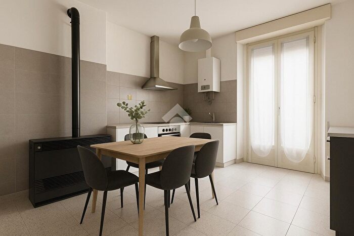 Appartamento trilocale in vendita in Piazzale Toccalli, Sondrio