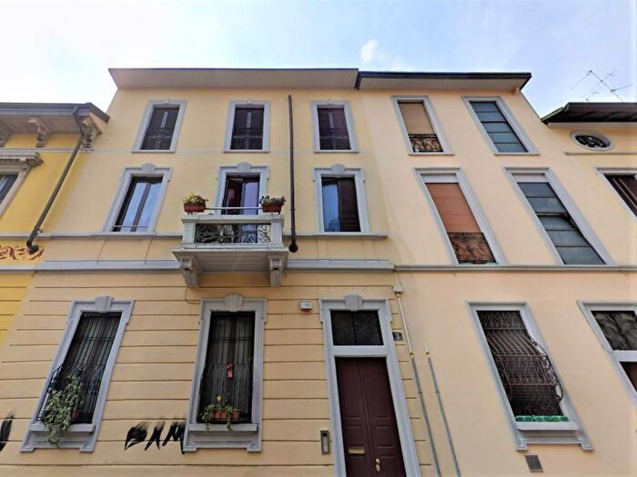 Appartamento bilocale in affitto in Via Girolamo Frescobaldi, Città Studi, Milano