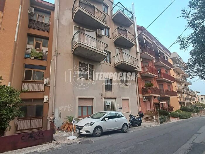 Appartamento quadrilocale in vendita in Via Giuseppe Verdi, Soverato