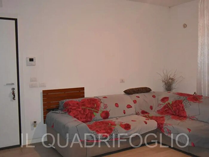 Appartamento bilocale in vendita in Via Piave, Cesena