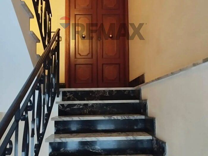 Appartamento con 6 locali in vendita in Via Eritrea, Paterno'