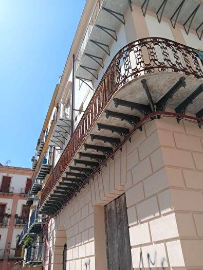 Appartamento monolocale in affitto in Piazza del Monte di Pietà, Tribunale, Palermo