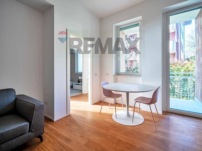 Appartamento bilocale in affitto in Via Orio Vergani, Milano