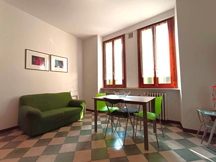Appartamento trilocale in affitto in Via Moretto, Magenta Arnaldo, Brescia