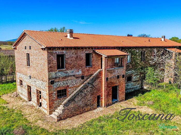 Casa con 15 locali in vendita in Località Pontefeccia Snc, Chiusdino