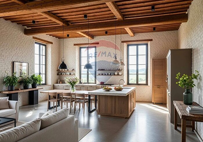 Casa con 6 locali in vendita in Viadana