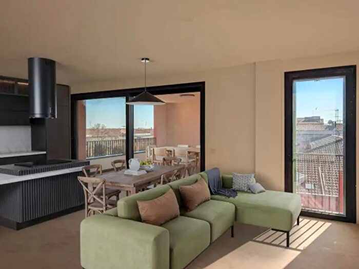 Appartamento quadrilocale in vendita in Via Angelo Messedaglia, Villafranca Di Verona