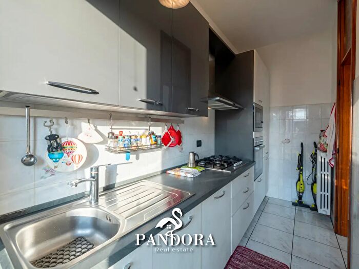 Casa in vendita in Via Neruda, Arsago Seprio