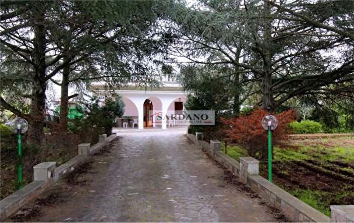 Casa quadrilocale in vendita in Ostuni