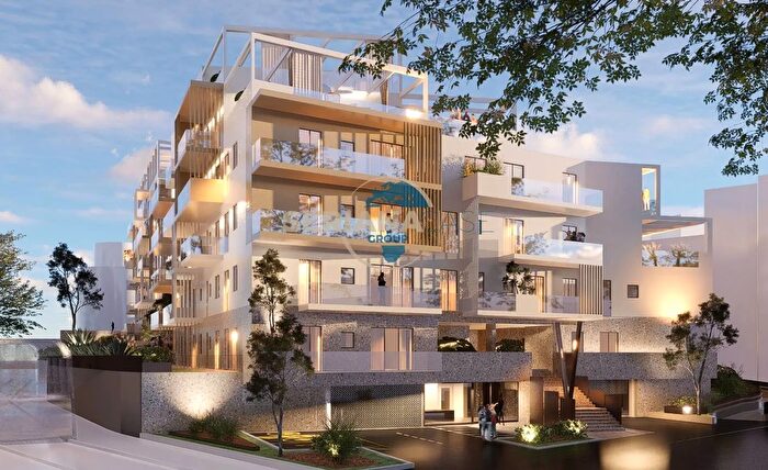 Appartamento trilocale in vendita in Viale Giulio Cesare, Bergamo