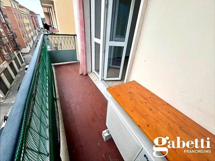 Appartamento quadrilocale in vendita in Via Zara, Asti