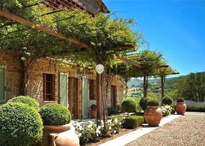 Casa quadrilocale in vendita in Vignola