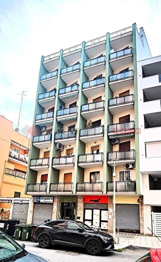 Appartamento trilocale in vendita in Via Re David, Bari