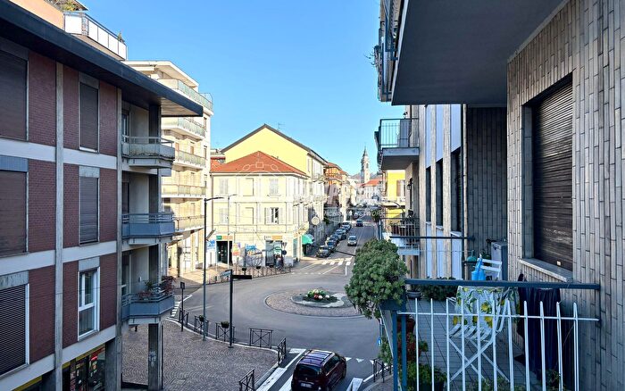 Appartamento trilocale in vendita in Corso Liberazione, Arona
