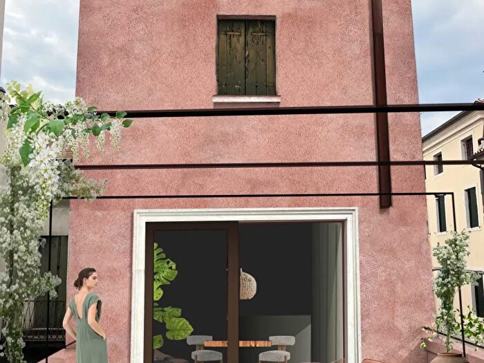 Appartamento trilocale in vendita in Via Principe Umberto, Este