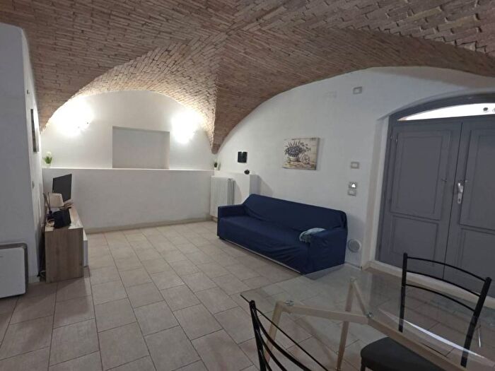 Appartamento trilocale in affitto in Via del Melo, Centro Storico, Perugia