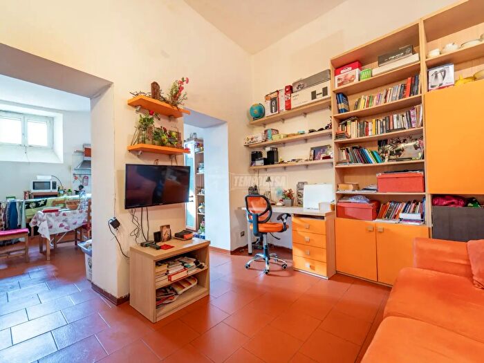Appartamento bilocale in vendita in Via San Leonardo, Viterbo
