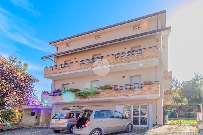 Appartamento bilocale in vendita in Via del Duomo, LAquila