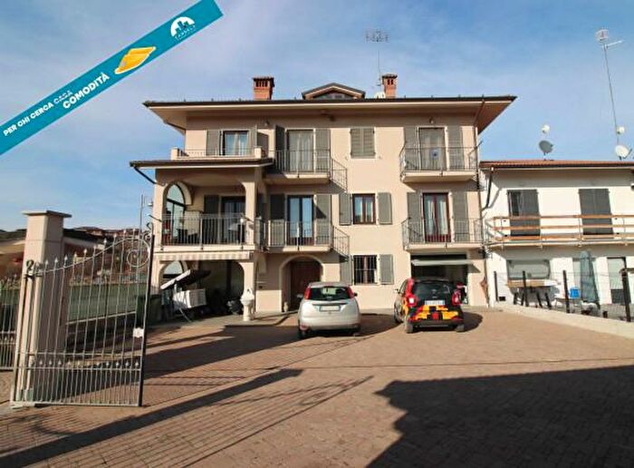 Casa con 6 locali in vendita in Via Tomatis, Magliano Alpi