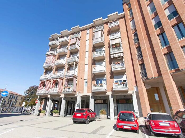 Appartamento trilocale in vendita in Piazza Giacomo Matteotti, Grugliasco