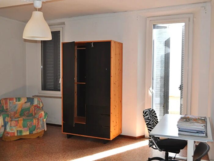 Casa con 10 locali in vendita in Parma