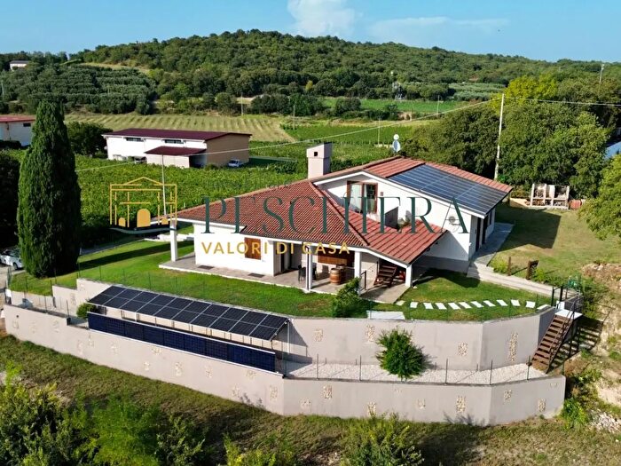Appartamento bilocale in vendita in Via Gardoni, Valeggio Sul Mincio
