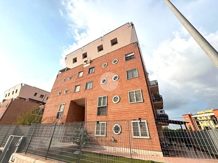 Appartamento trilocale in vendita in Via Maria Luigia Tancredi, Roma