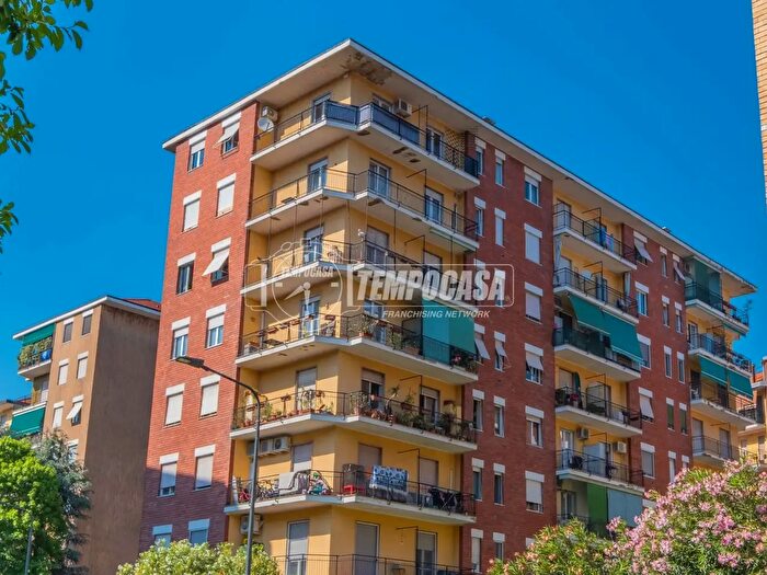 Appartamento bilocale in vendita in Via Chianciano, Milano