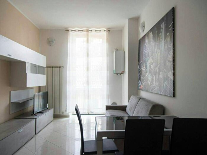 Appartamento monolocale in affitto in Via Costantino Baroni, Gratosoglio, Milano