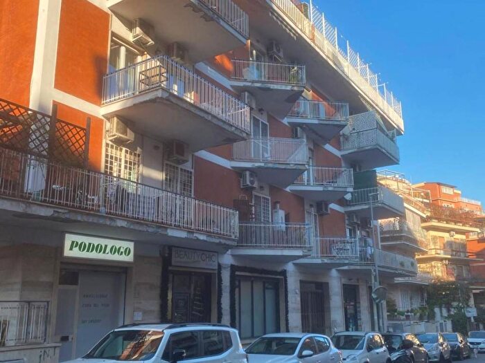 Appartamento bilocale in affitto in Via dei Savorelli, Gregorio VII Piccolomini, Roma