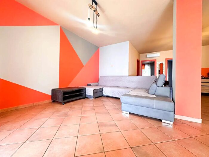 Appartamento trilocale in vendita in Via Vaccarolo, Desenzano Del Garda