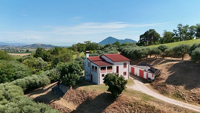 Casa quadrilocale in vendita in Via Castello, Lozzo Atestino