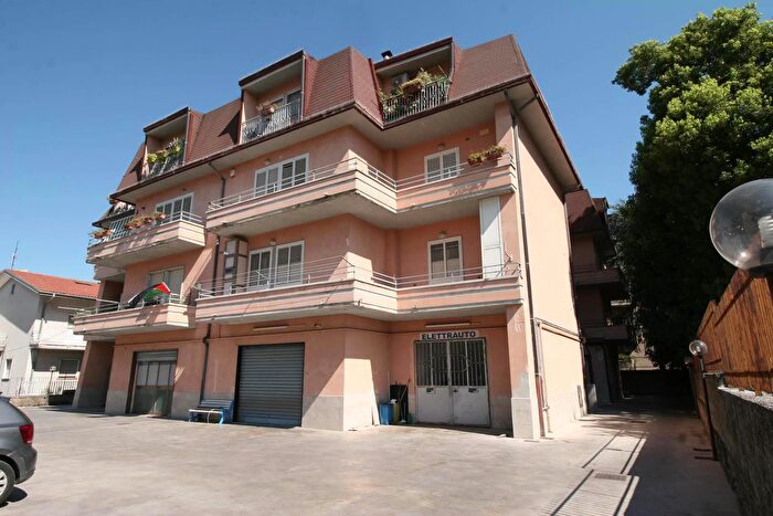 Appartamento quadrilocale in vendita in Via Virgilio Marone, Montesarchio