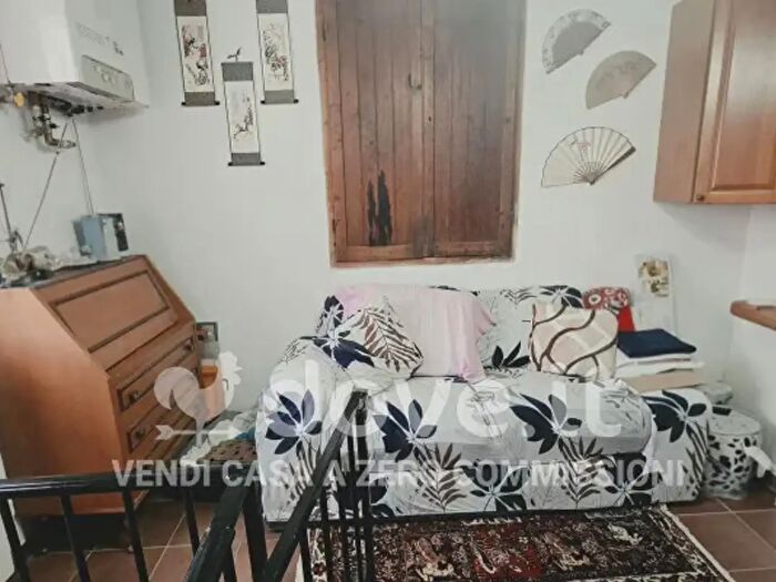 Casa con 5 locali in vendita in Via della Resistenza, Montepulciano