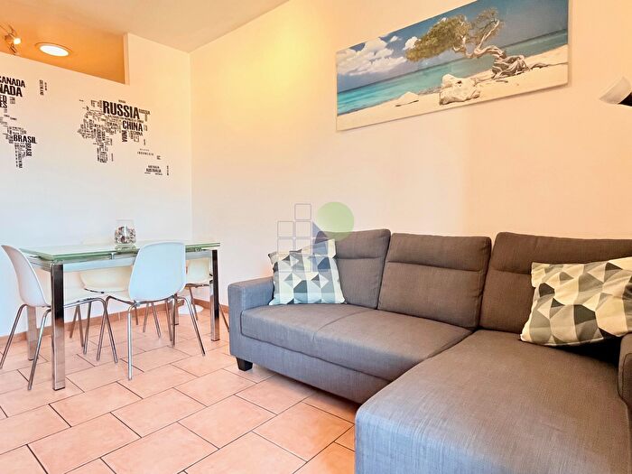 Appartamento bilocale in vendita in Via San Marino, Livorno