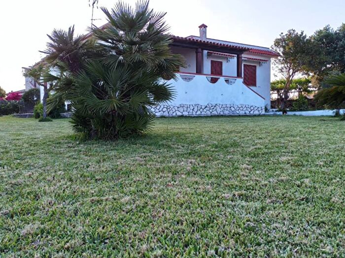 Casa con 6 locali in affitto in Via Giacomo Leopardi, Centro, San Felice Circeo