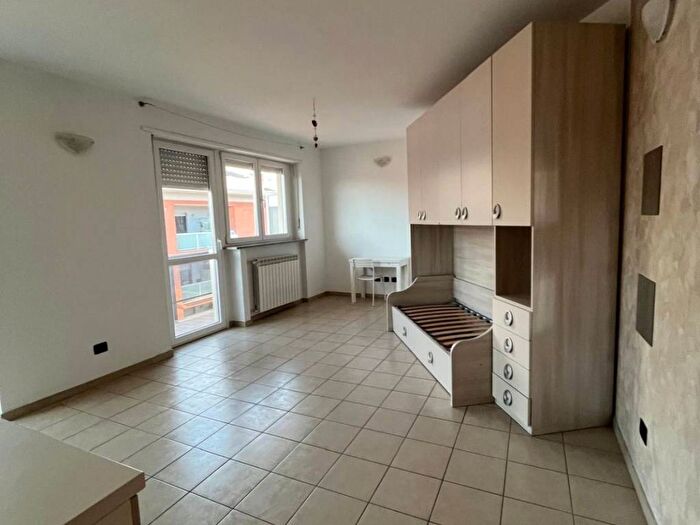 Appartamento monolocale in affitto in Via Mondrone, Borgo Vittoria, Torino