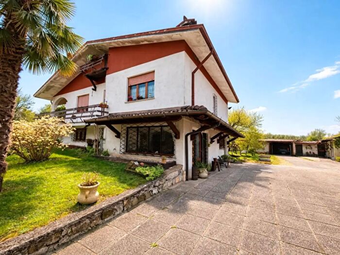 Casa con 5 locali in vendita in Bagnaria Arsa