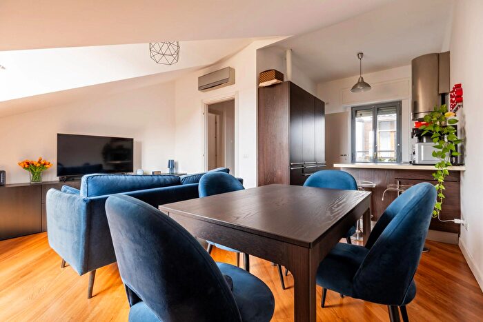 Appartamento trilocale in affitto in Milano