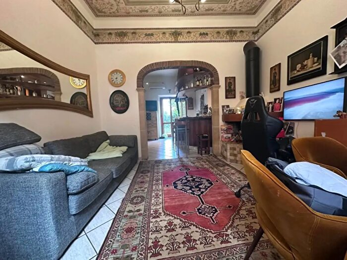 Casa con 5 locali in vendita in Pisa
