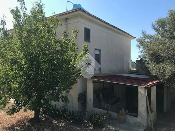 Casa quadrilocale in vendita in Via Torretta, Carini