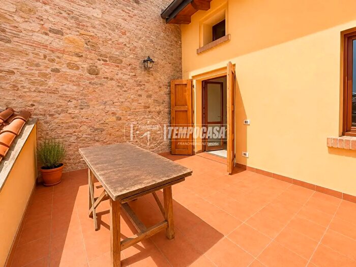 Appartamento con 5 locali in vendita in Via Brugnoletta, Scandiano