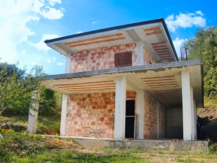 Casa in vendita in Contrada Gammavona, Roccagloriosa