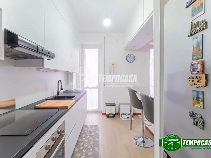 Appartamento bilocale in vendita in Via Alessandro Astesani, Milano