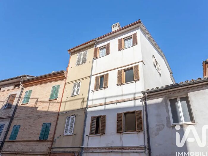 Casa con 7 locali in vendita in Via San Marcello, Montefano