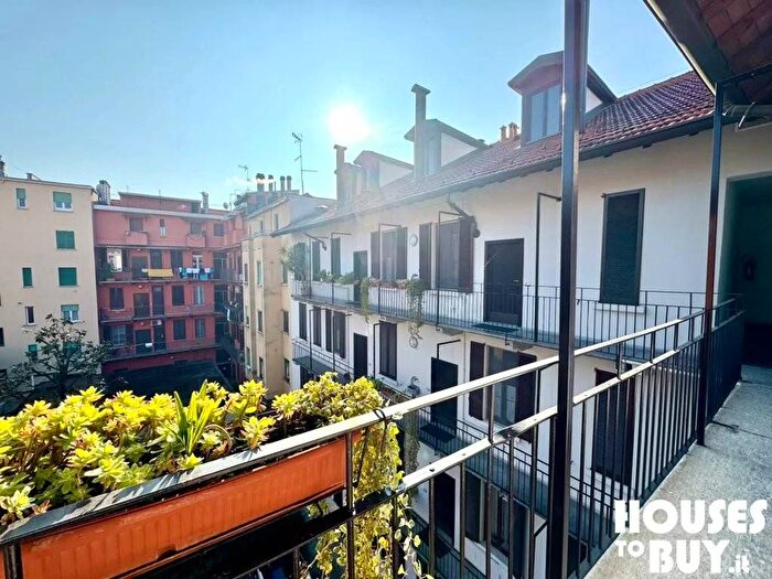 Appartamento quadrilocale in affitto in Via Monte Palombino, Santa Giulia, Milano